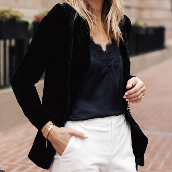 BANANA Republic Black Velvet Blazer Size 14 - Picture 1 of 8